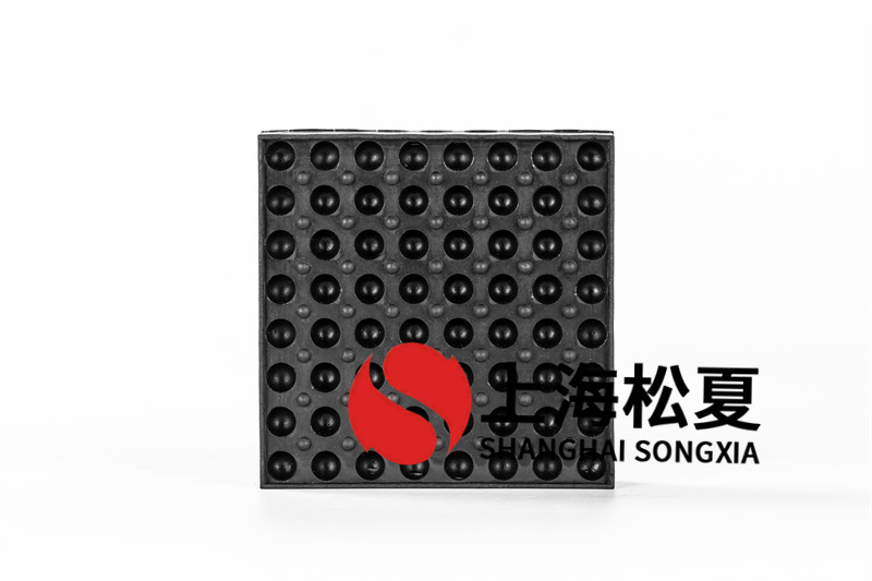 橡膠<a href='http://www.yndfyj.cn' target='_blank'><u>減震器</u></a>的優(yōu)點(diǎn)